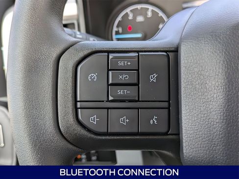 New 2025 Ford F250 XL w/ XL Chrome Package image 17