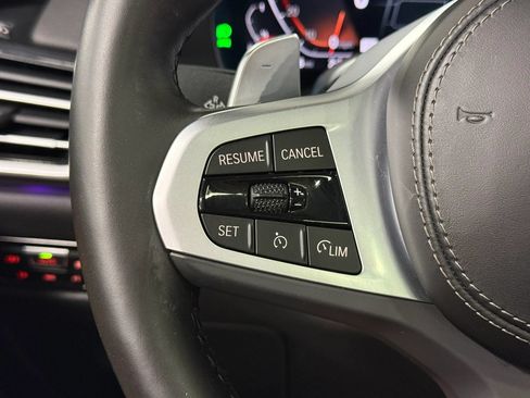 Used 2022 BMW X5 xDrive40i w/ M Sport Package AWD/4WD image 24