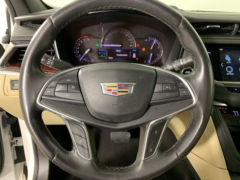 Used 2017 Cadillac XT5 Luxury w/ Advanced Security Package image 20