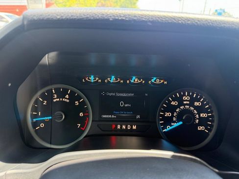 Used 2018 Ford F150 XLT w/ Equipment Group 302A Luxury RWD image 13