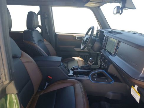 Used 2023 Ford Bronco Outer Banks image 16