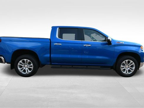 Used 2022 Chevrolet Silverado 1500 LTZ w/ LTZ Premium Package AWD/4WD image 9