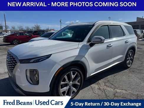 Used 2022 Hyundai Palisade SEL w/ 8P Bench Seat Package image 2