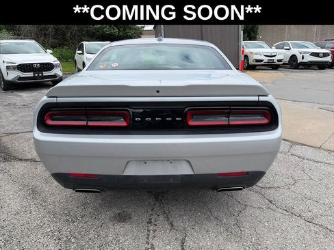 Used 2020 Dodge Challenger SXT w/ Plus Package RWD image 6