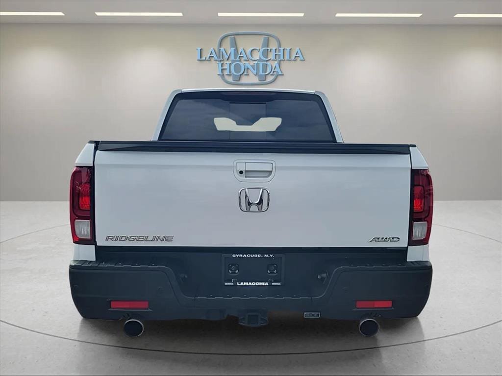 Used 2023 Honda Ridgeline RTL-E image 4