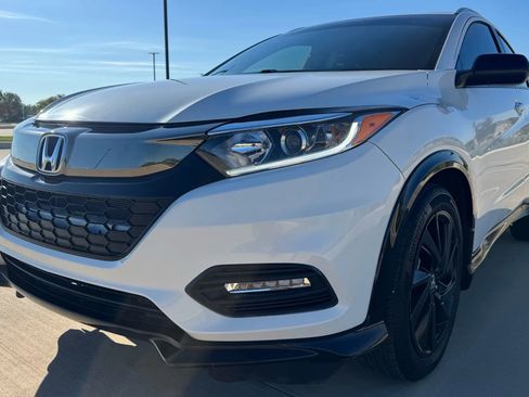 Used 2022 Honda HR-V Sport image 11