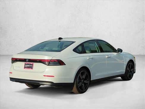 New 2026 Honda Accord SE image 2
