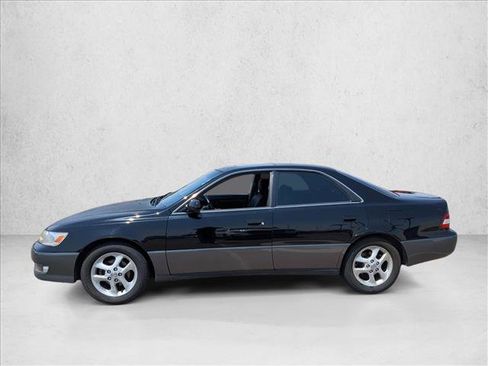 Used 2000 Lexus ES 330 w/ Lexus Value Pkg FWD image 8