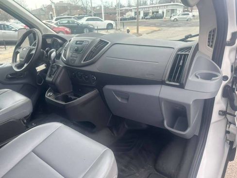 Used 2017 Ford Transit 250 130 Low Roof RWD image 13