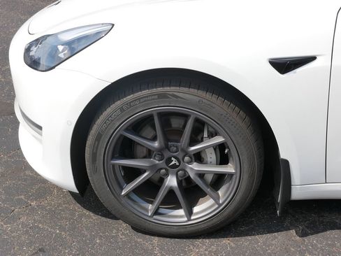 Used 2021 Tesla Model 3 Long Range AWD/4WD image 8