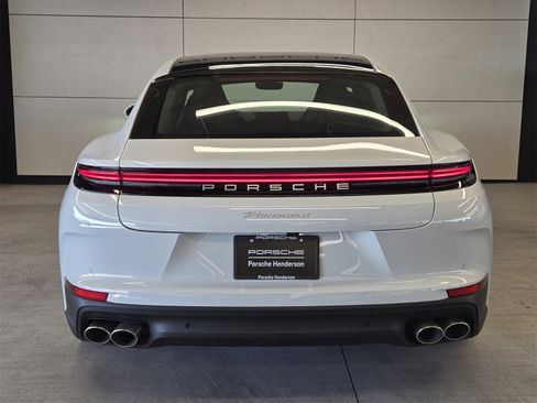 New 2025 Porsche Panamera image 7