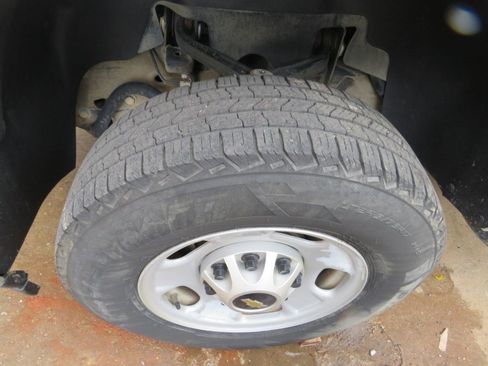 Used 2012 Chevrolet Silverado 2500 W/T image 17