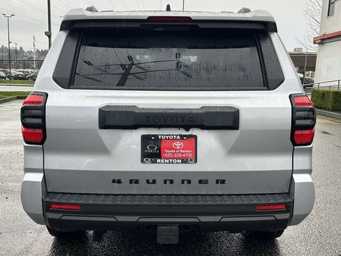 New 2026 Toyota 4Runner SR5 image 6