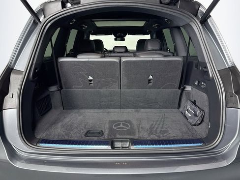 Certified 2025 Mercedes-Benz GLS 450 4MATIC image 24