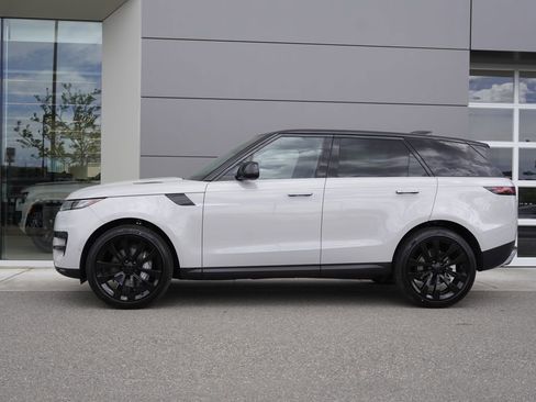 New 2026 Land Rover Range Rover Sport SE AWD/4WD image 8
