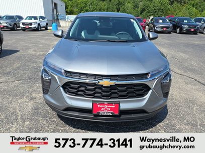 New 2026 Chevrolet Trax LS w/ LS Convenience Package