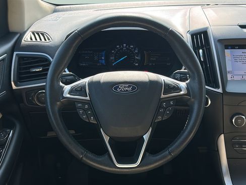 Used 2019 Ford Edge SEL w/ Equipment Group 201A FWD image 15