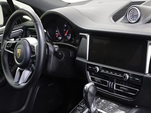 Used 2020 Porsche Macan GTS AWD/4WD image 21