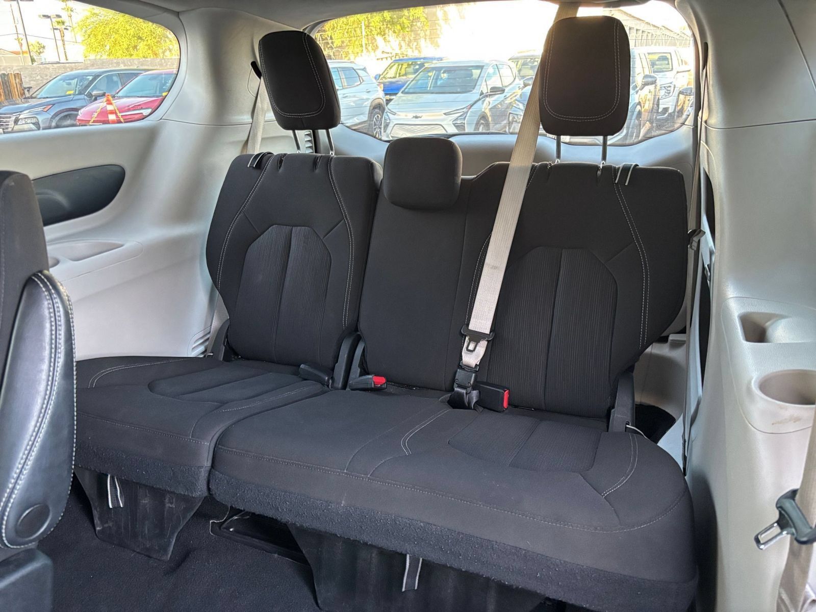 Used 2023 Chrysler Voyager LX FWD image 30