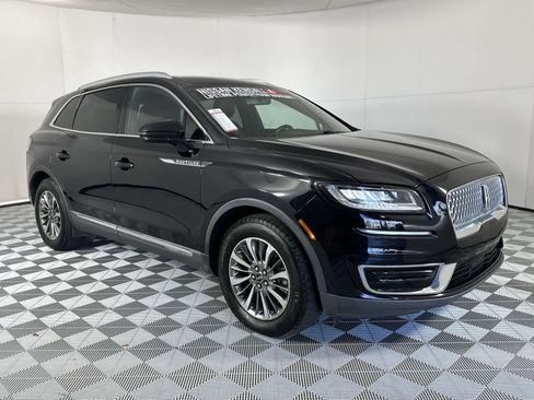 Used 2020 Lincoln Nautilus FWD w/ Equipment Group 101A image 2