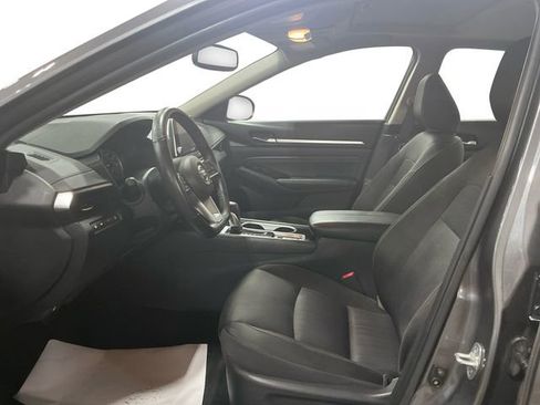 Used 2020 Nissan Altima 2.5 SV AWD/4WD image 9