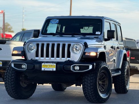 Used 2020 Jeep Wrangler Unlimited Sahara image 3