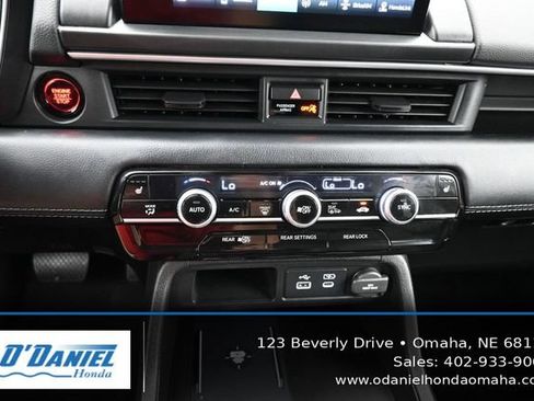 Used 2024 Honda Pilot Touring image 32
