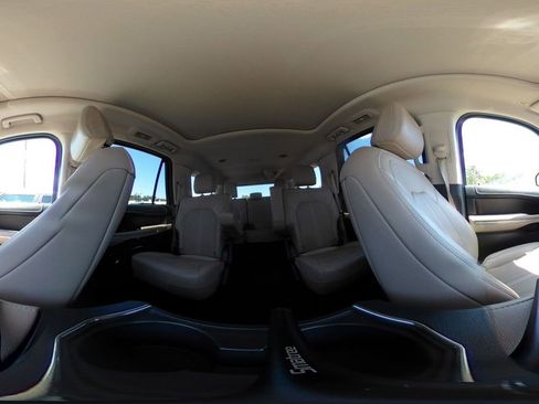 Used 2024 Ford Expedition Max Limited AWD/4WD image 47