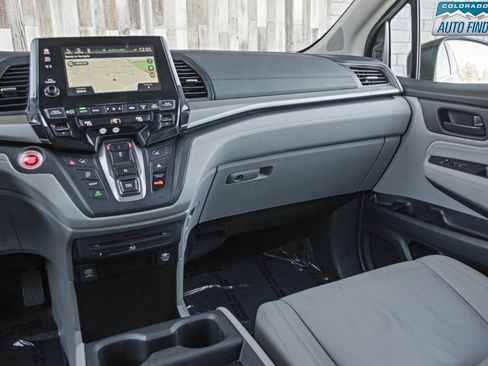 Used 2018 Honda Odyssey Touring image 18