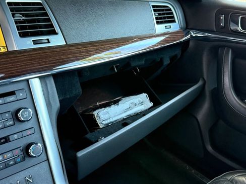 Used 2009 Lincoln MKS FWD image 55