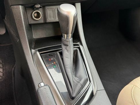 Used 2015 Toyota Corolla LE image 27