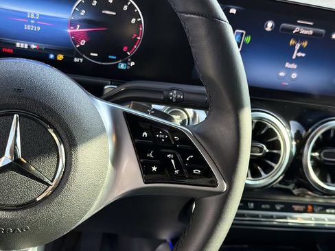 Certified 2025 Mercedes-Benz GLB 250 image 25