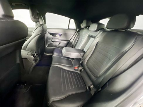 Used 2024 Mercedes-Benz GLC 300 GLC 300 image 21