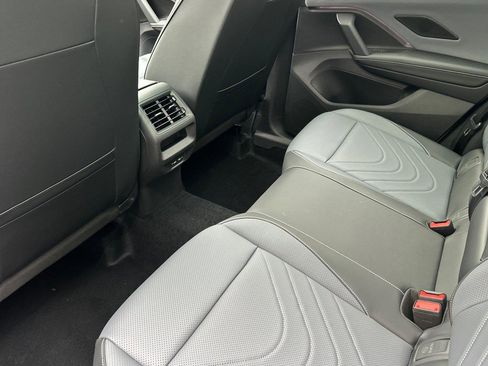 New 2026 Volkswagen Tiguan SE R-Line image 11