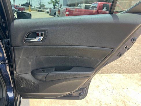 Used 2014 Acura ILX w/ Technology Package FWD image 21