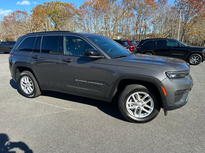 New 2025 Jeep Grand Cherokee Laredo w/ Luxury Tech Group I