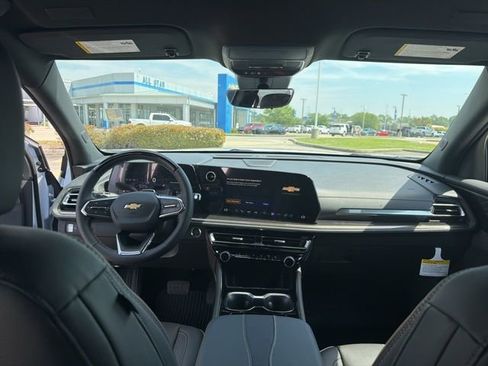 New 2026 Chevrolet Traverse High Country w/ LPO, Floor Liner Package image 27