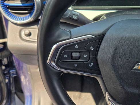 Used 2024 Chevrolet Trax LT w/ Driver Confidence Package FWD image 24