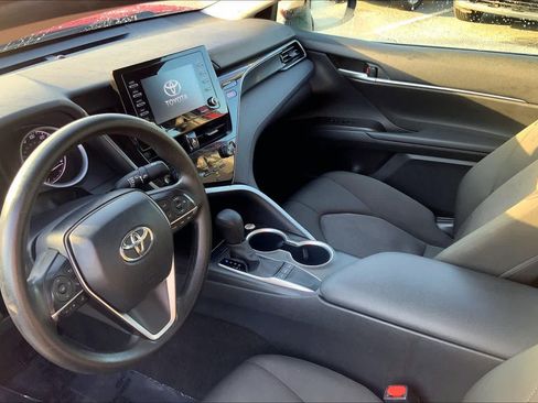 Used 2024 Toyota Camry LE FWD image 15