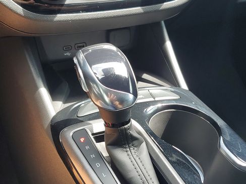 Used 2025 Buick Envista Sport Touring w/ Convenience I Package FWD image 29