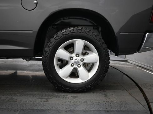 Used 2024 RAM 1500 Classic SLT image 17