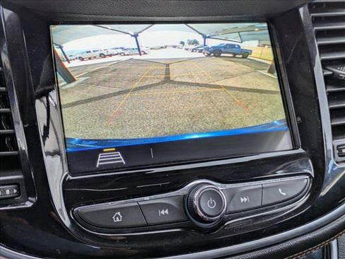 Used 2019 Chevrolet Trax Premier image 14