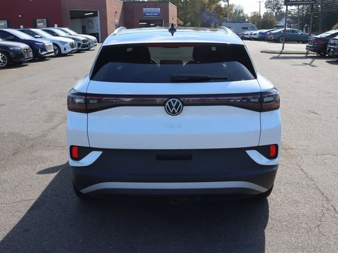 Used 2023 Volkswagen ID.4 Pro S Plus image 6