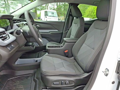 New 2027 Chevrolet Bolt LT FWD image 14