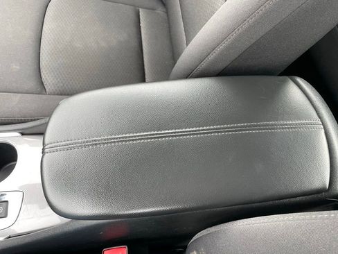 Used 2023 Chevrolet Malibu LT image 46