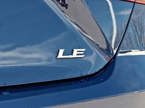 Used 2025 Toyota Camry LE image 33