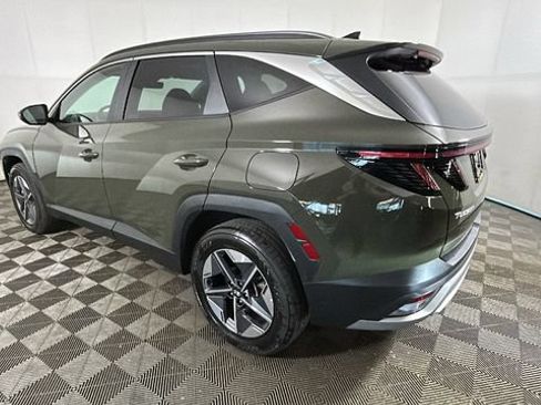 Certified 2025 Hyundai Tucson SEL AWD/4WD image 4