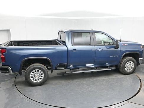 New 2026 Chevrolet Silverado 3500 LT w/ Leather Package AWD/4WD image 41
