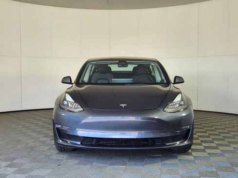 Used 2022 Tesla Model 3 Performance AWD/4WD image 2