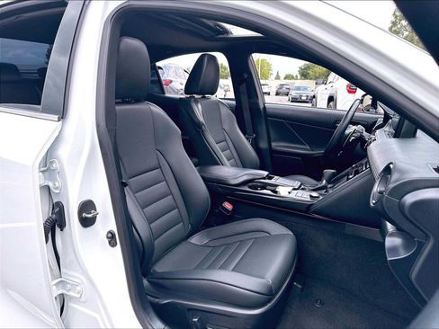 Used 2024 Lexus IS 350 F Sport RWD image 10
